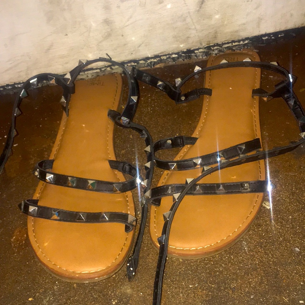 Spiked around the ankle sandals